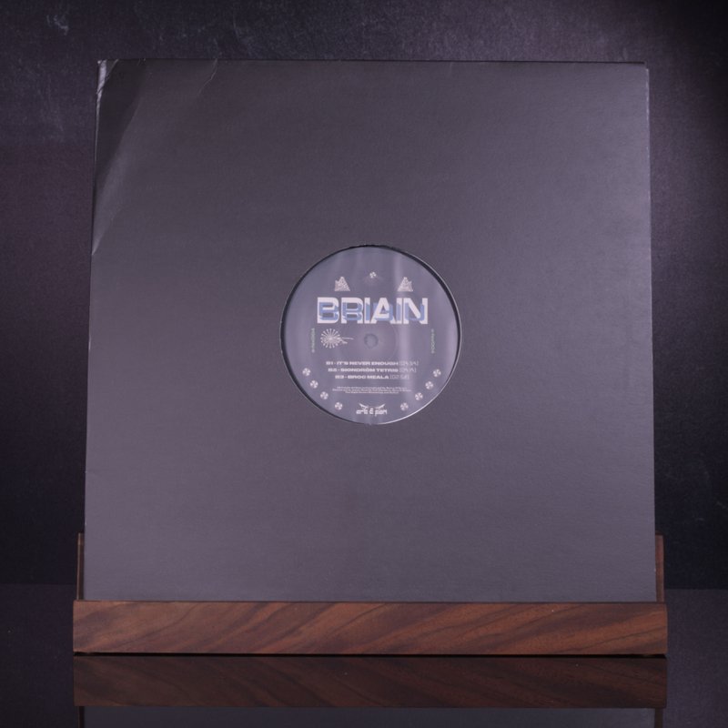 Briain — e-fax004