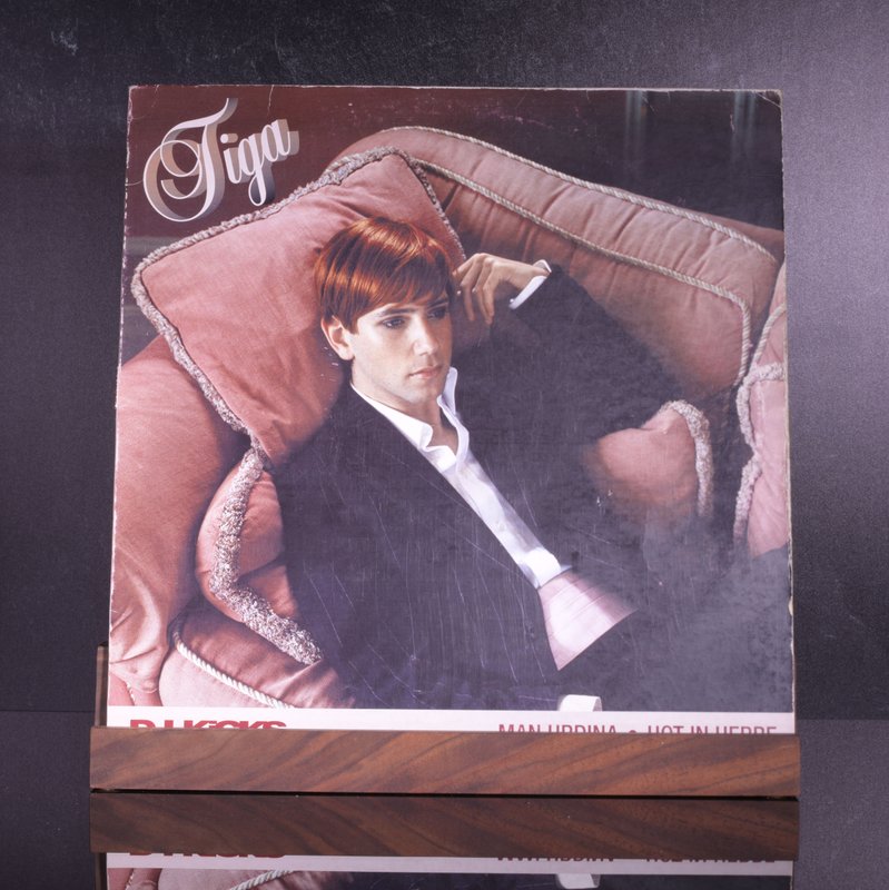 Tiga — DJ-Kicks - Man Hrdina ● Hot In Herre